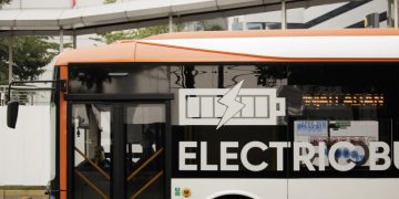 Electric Vehicles, Electronics, and the Digital Economy Drive FDI Flows to ASEAN